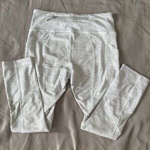 Lululemon Pace Rival Crop Leggings Women’s size 4 Nimbus Battleship / Seal Grey